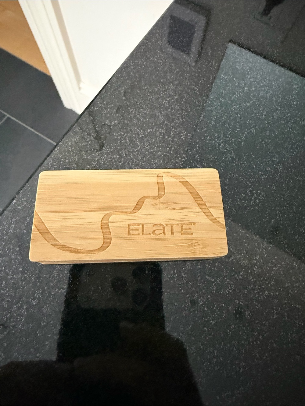 Bamboo Tablet Stand - Natural WoodElate Beauty leisure palette